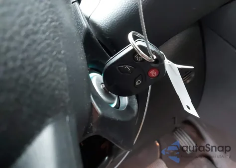 2018 Ford Focus Se z USA, uszkodzony, nr VIN 1FADP3F24JL238124